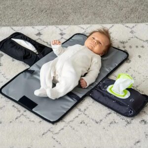 Matelas à langer nomade à quatre poches — oreiller à mémoire de forme, ouverture à une main